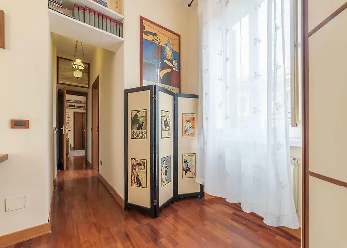 Domus Aurea & Colosseo Sweet Flat Apartment *