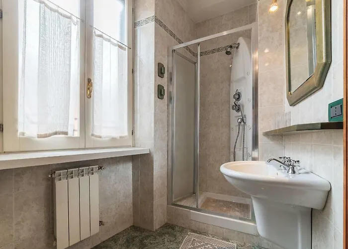 Domus Aurea & Colosseo Sweet Flat Rome